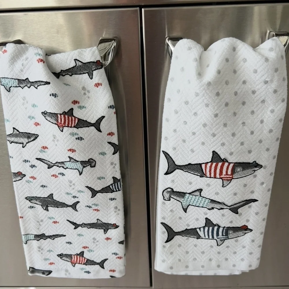 Envogue - ‘Patriot Sharks 🦈’ dish towels (2). NWT Firm!